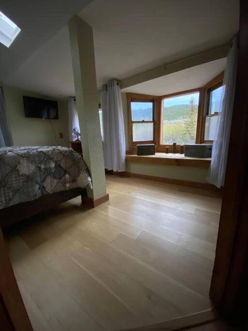 Thorpe On The Water. Creekside Nederland Cabin. Esterno foto
